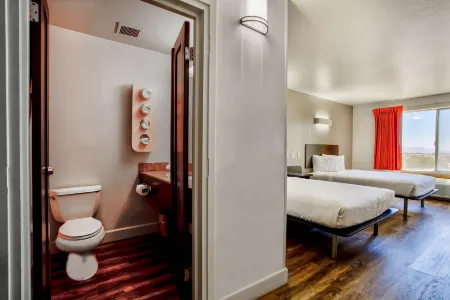 Motel 6 - Hesperia, CA - West Main Street - I-15