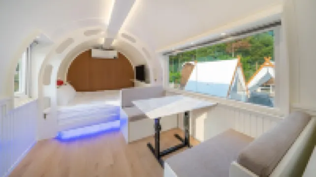 加平JH泳池別墅及豪華露營