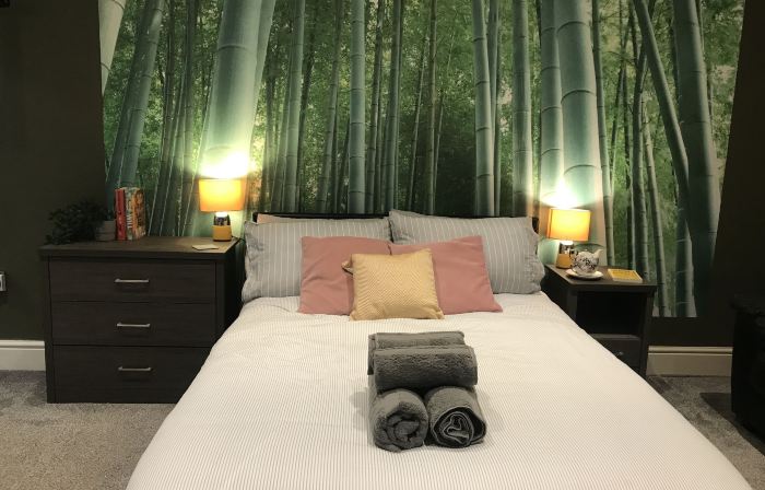Contemporary 1 Bed Studio for Comfy Stay in Wigan