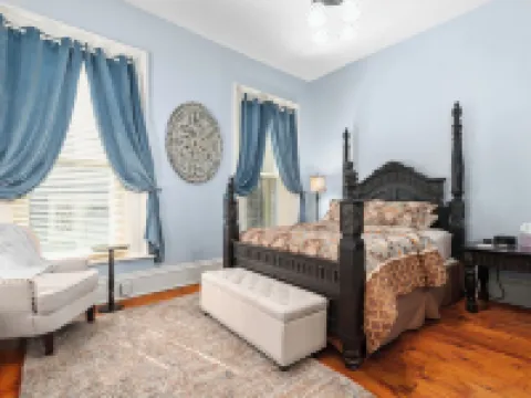 Braywood Inn Hotels in Oshkosh