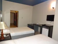 Hotel Sky Towers Hotels near National Museum Of Pakistan