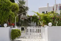 Ricos Two Bedroom House - Naoussa Paros Hotels in Naousa