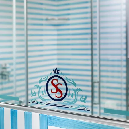 YourHome - Sersale Suites Отели рядом с достопримечательностью «Пляж Леонеллис»