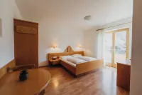 Appartements Elke Hotels in Rabla