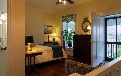 더 데니 하우스  호텔