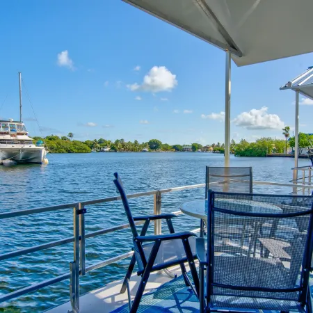 Aqua Lodges at Coconut Cay RV and Marina