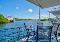 Aqua Lodges at Coconut Cay RV and Marina - Scenic
