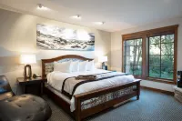 Silver Baron Lodge