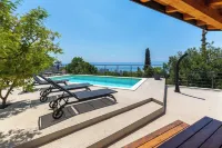 Pool Apartment Happy Sound - Happy Rentals - Ocean View
