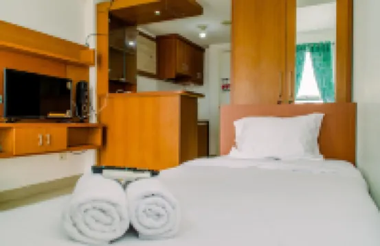 Cozy and Comfort Studio Room at Poris 88 Apartment