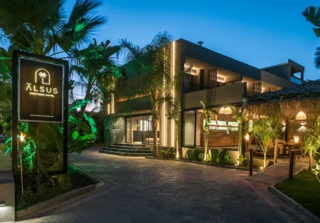 Alsus Boutique Hotel - Adults Only Отели рядом с достопримечательностью «Senses Club»