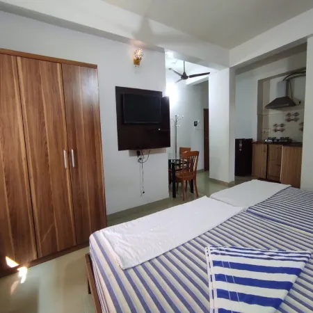 Blue Stones Service Apartment