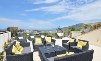 Lovely 3-Bed House in Sorrento for Families