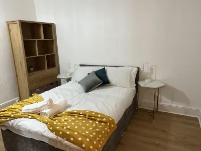 De Luxe Apartment Hotels in 