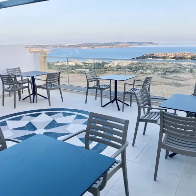 Twenty9th Hotels near محطة سيركيوا للعبارات