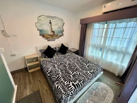 comfy crib hostel โรงแรมใกล้บีทีเอส พระโขนง