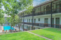 Fresco Water Villa Hotels in Sigiriya
