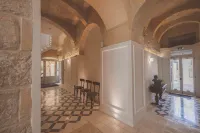 Maria Rosa Suites Hotels in Xlendi