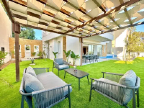 Omnya Carthage Frontsea Luxury Villa Hotels in El Kram