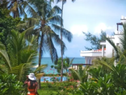 Lantana Galu Beach Hotels in Galu