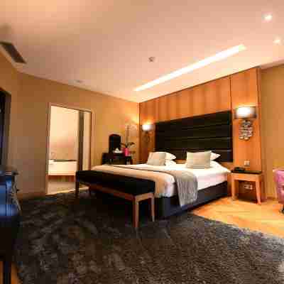 Contact Hôtel Bristol Mulhouse Rooms