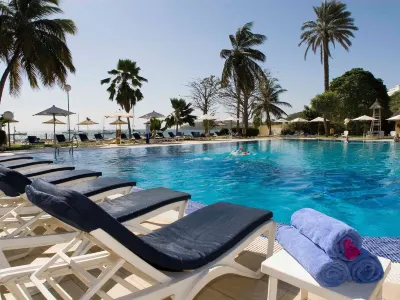 Pullman Dakar Teranga Hotel dekat Mosque of the Divinity