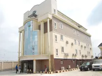 Serena Hotels and Suites Hotels near Mecure Health Ltd