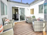 Modern clean relaxing gateway! Close to all LA fun! Hotels in Monterey Park