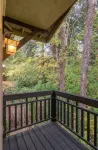 Granny Flat in leafy SW Portland