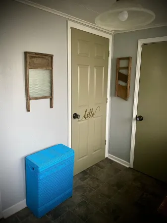 Quiet Basement apartment