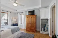 Oceanfront Luxury ,Heated Pool , Amazing View located in Beachside Colony Resort