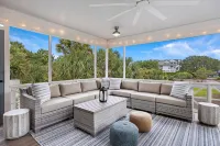 Charming Coastal Hideaway with Golf Views - Exquisite Beach Escape