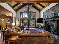 Snowed Inn Hotels in Government Camp