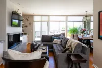 Ocean View and Resort-Style Amenities - Stylish Coastal Retreat