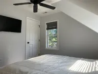 Queen Bed - Boston - RM 3 Hotels in Wakefield