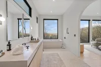 Above Nashville Hilltop Hideaway Hotels in Williamson County