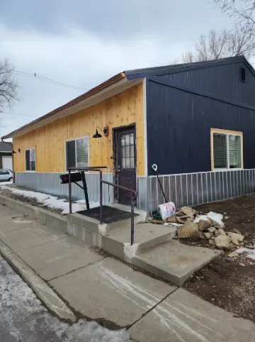 A Farmhouse style lodge, Centrally Located & Family Friendly Unit!