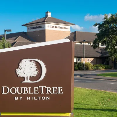 DoubleTree by Hilton Edinburgh Airport Hotels near Dalmeny