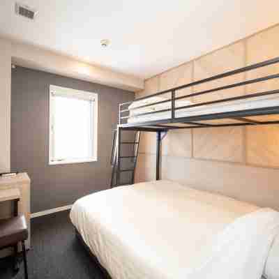 スーパーホテル新居浜 Rooms