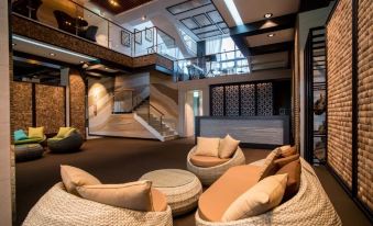 Oakra Resort