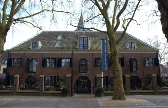 武爾登斯特德酒店