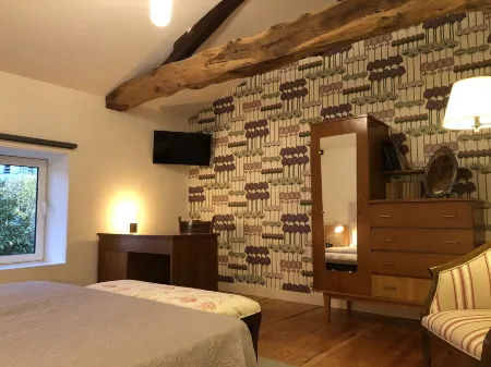 Clos Monicord Отели в г. Ларюскад