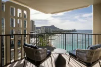 Moana Surfrider, A Westin Resort & Spa, Waikiki Beach Hotels in Honolulu
