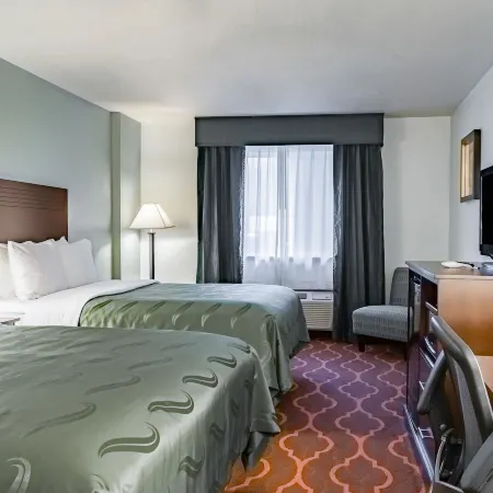 Quality Inn & Suites Vancouver North