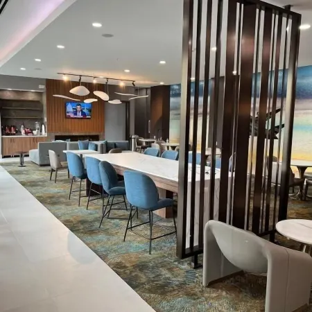 La Quinta Inn & Suites by Wyndham Manchester / Arnold AFB