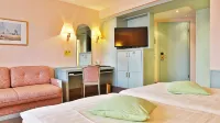 Hotel Zum Löwen فنادق في مورفلدن والدورف