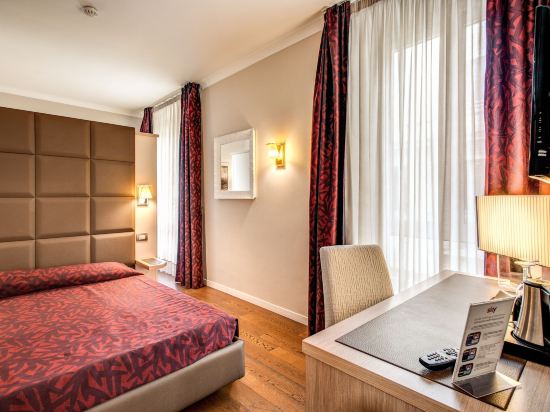 Roma Boutique Hotel