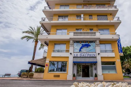 Hôtel Le Dauphin Отели рядом с достопримечательностью «Валь Раме-Ментона Ботанический сад»