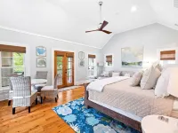 Golf Cart + Close to Beach Club in Watercolor! 5 Bedroom Home by RedAwning Hotels in Seaside