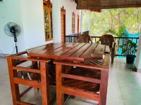 Black Panther Yala Hotel a Wirawila